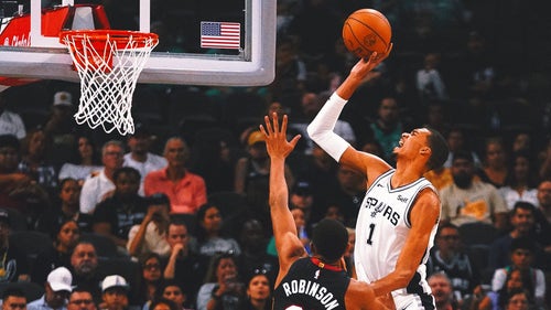 NBA Trend Görseli: Victor Wembanyama, Spurs'un Heat'i 120-104 yendiği maçta 23 sayı attı
